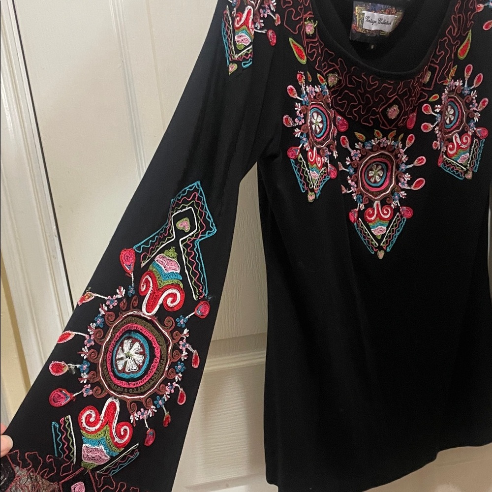 Beautiful Chic Black Embroidered Blouse